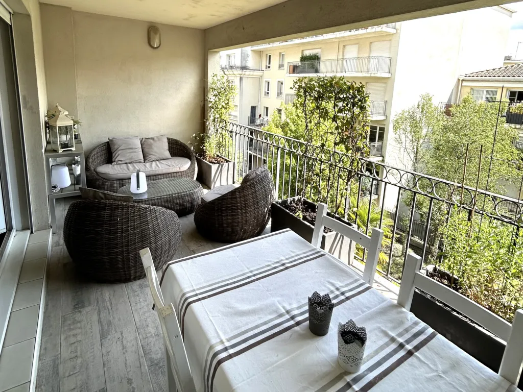 Appartement à vendre bordeaux 33000 - 4 pièces - MAV69209