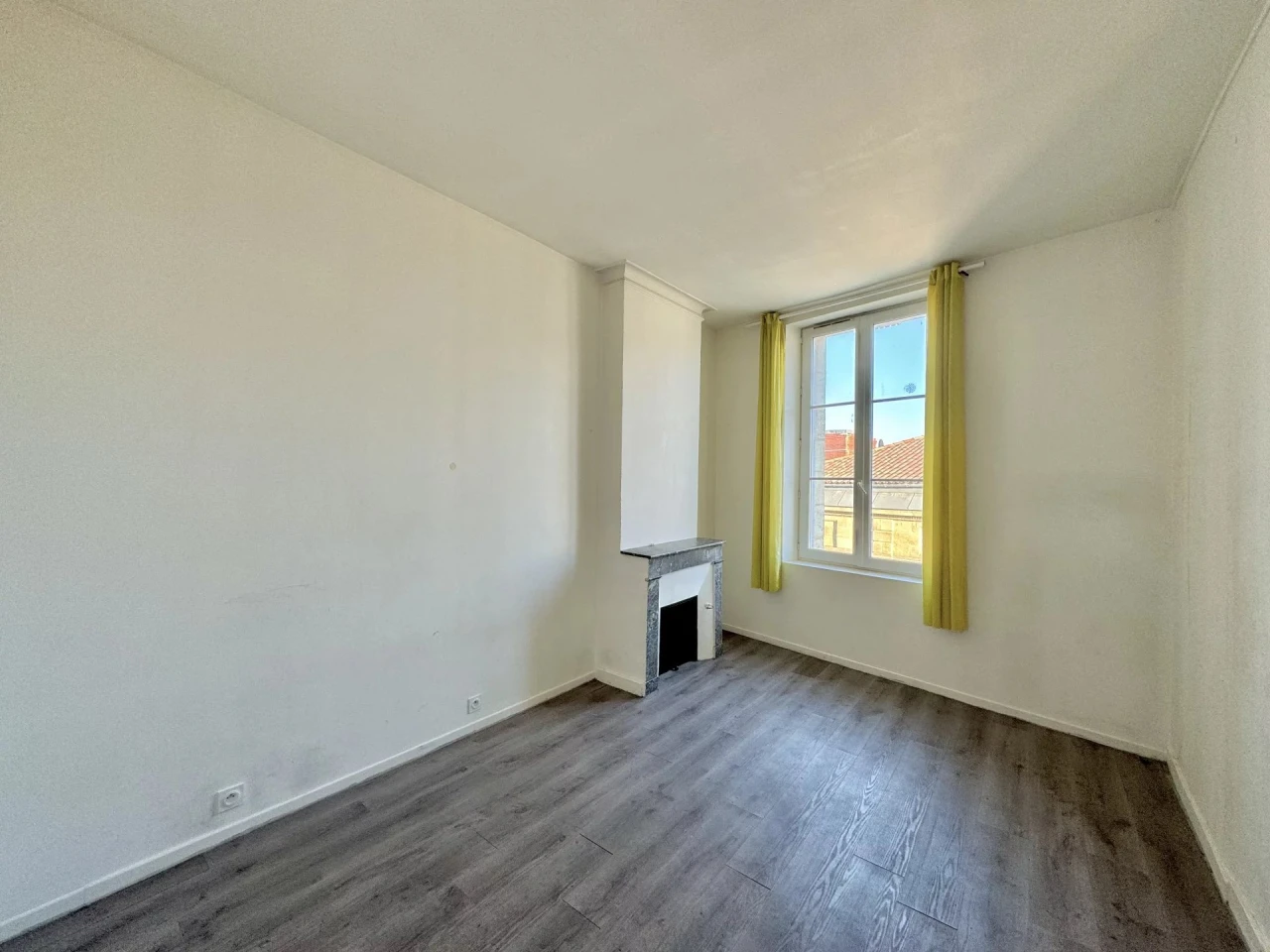 Appartement à vendre bordeaux 33800 - 4 pièces - MAV70064